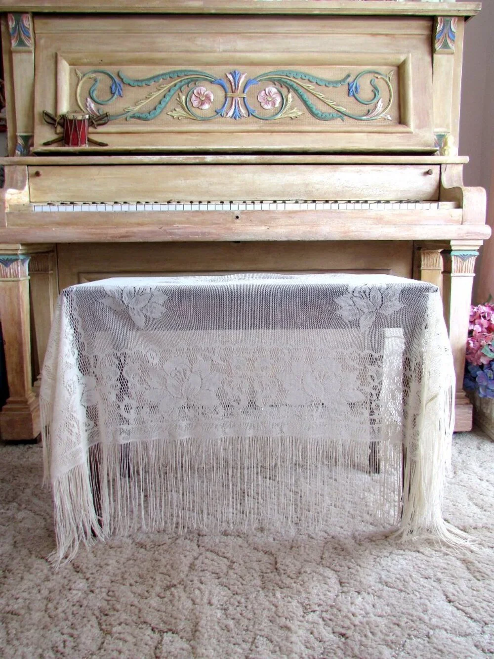 IVORY SHAWL, 55